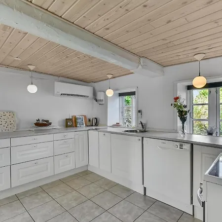 Gorgeous In With Wifi *