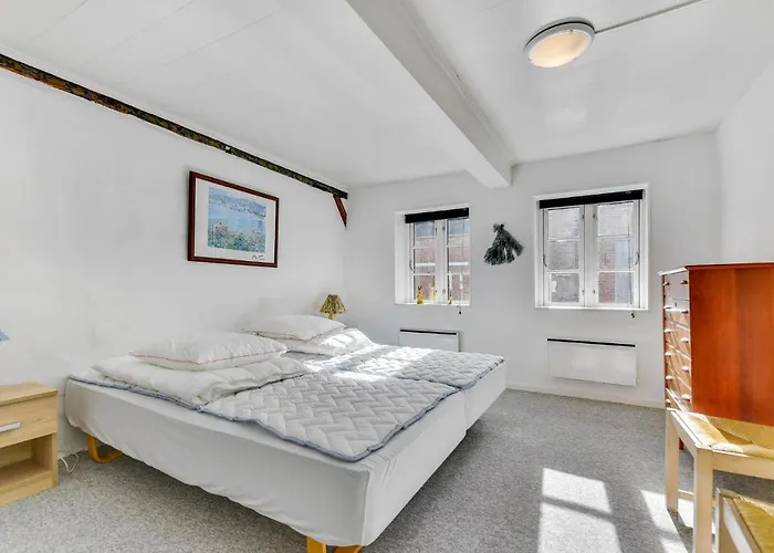 Ferienhaus Gorgeous In With Wifi *