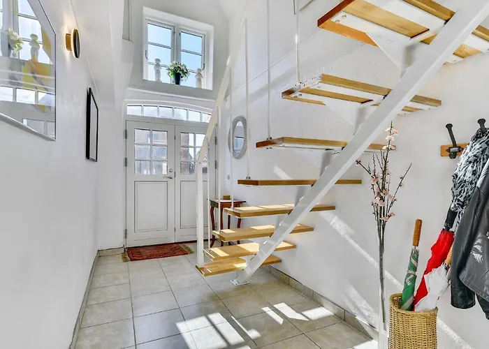 Gorgeous In With Wifi *