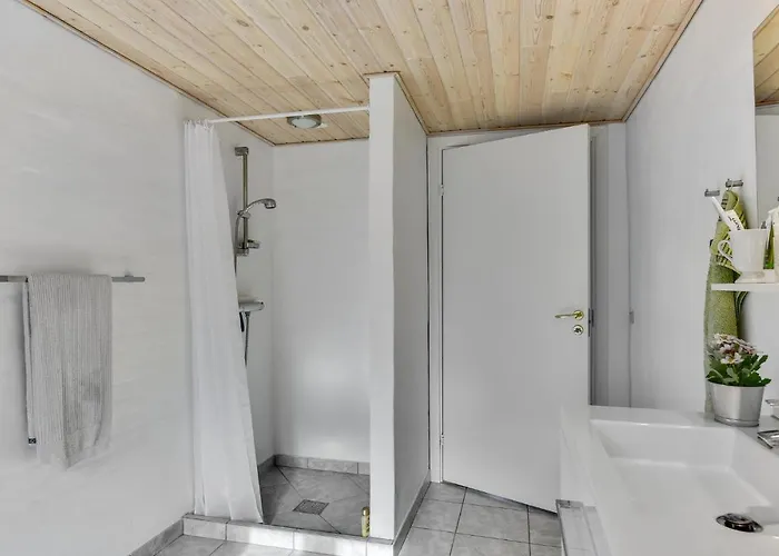 Gorgeous In With Wifi *